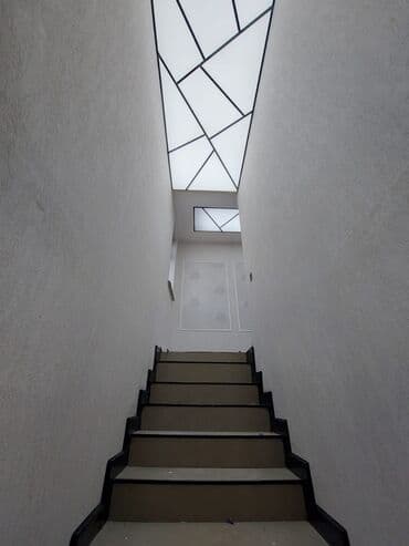 köhnə günəşlidə satılan evlər: 3 mərtəbəli fərdi yaşayış evi - Ümumi görünüş: Müstəqil həyət evi — 15