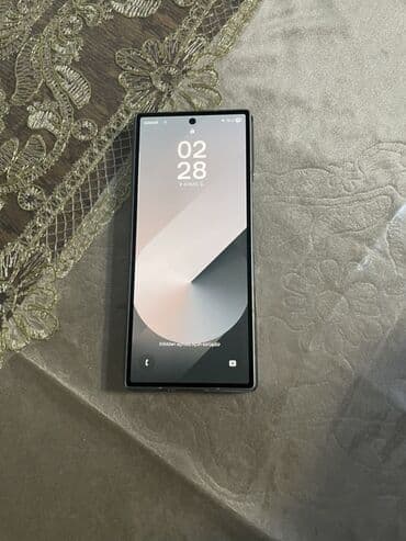 z fold 3 qiymeti: Samsung Galaxy Z Fold 4, 256 ГБ, цвет - Серый, Беспроводная зарядка — 3