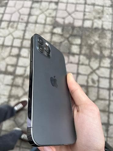 iphone qulaqciq: IPhone 12 Pro, 128 GB, Graphite — 3