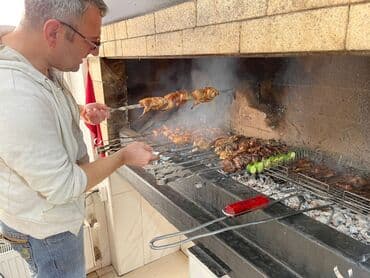мангальщик шашлычник свежие вакансии: Salam mən Yunus 46yas.22 ildir bu sənətdəyəm.Unversal yüksək — 2