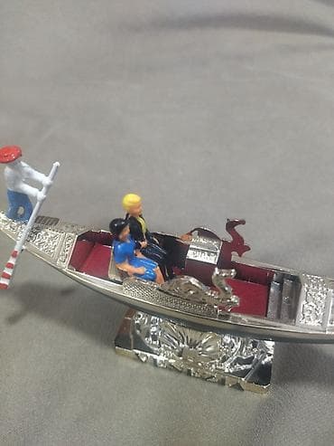 Məhsul: Venesiya gondolu suveniri – “La Gondola di Venezia” Mənşə — 2