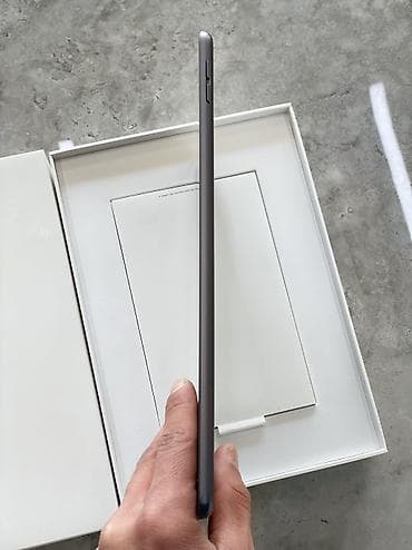 apple planşet: İşlənmiş Apple iPad 9 (2021), 10,2", 64 GB — 5