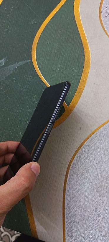 kontakt home iphone 16 pro max: Huawei 3G, rəng - Qara, Barmaq izi — 1