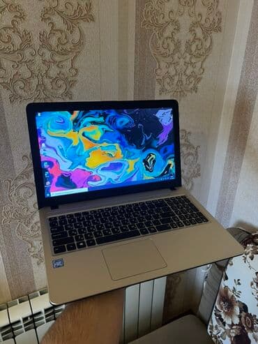 noutbuk satılır: ASUS noutbuk Xüsusiyyətlər: - 15.6" ekran, nazik haşiyəli dizayn - — 1