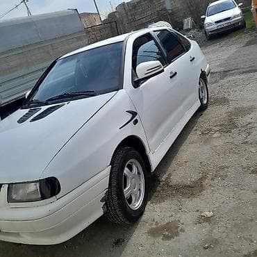 benve ef 30: Vosvagen.polu.1996 masin yaxsi vezyetdedir barter var usde pulnan — 4