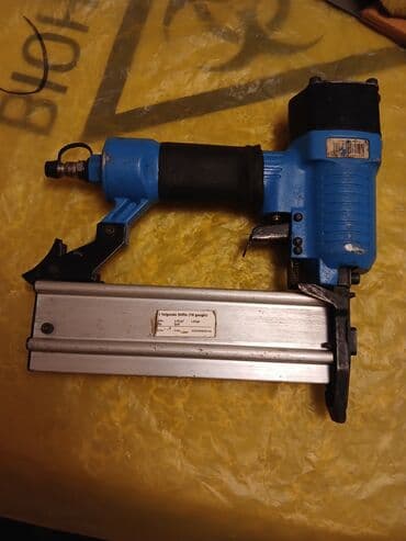 Dekorativ divar panelləri: Mismar vuran pistalet — 2