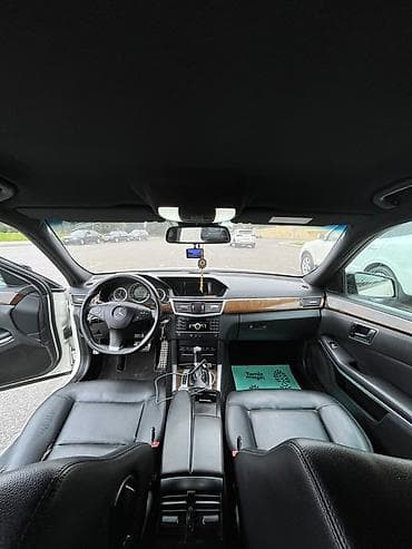 mersedes qapi: Mercedes-Benz E-Class: 1.8 l | 2010 il Sedan — 5