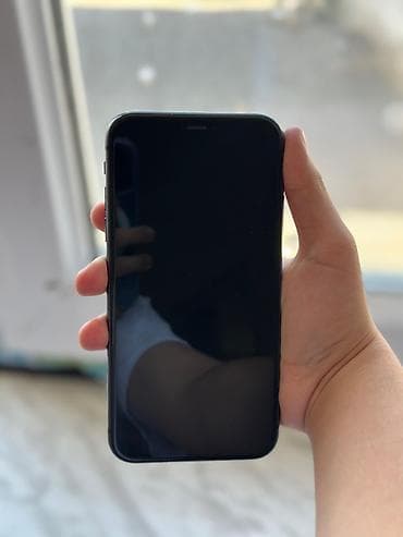 iphone 56: IPhone 11, Qara, Face ID — 3