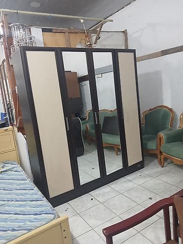 4 qapılı, Güzgülü, Qəhvəyi, Digər material, Açılan, Düz dolab