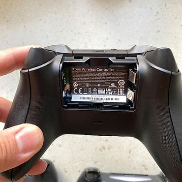 Elektronika: PS və Xbox oyun pultları Original. AZ və səligəli ev şərəyitində — 5