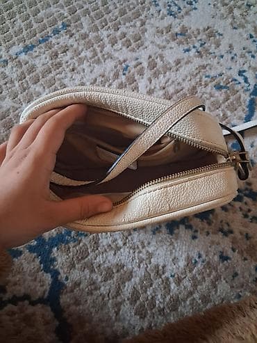 toy cantaları: Çiyin çantası, Gucci — 2