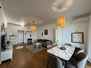 Mənzillər: İcarəyə verilir 2 otaqlı yeni tikili 99 m², 8 Noyabr m. Kateqoriya — 2