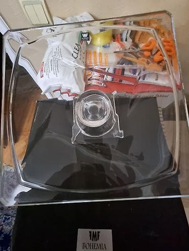 edava qablari: Tort və şiriniyyat qabı, Şüşə, Çexiya — 3