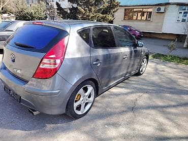 hyundai i30 1.6 dizel: Hyundai i30: 1.4 l | 2011 il Hetçbek — 4