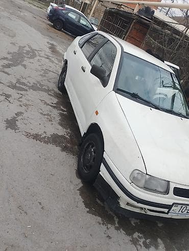 vw golf 4: Vosvagen polo 95ci sokulur kime ne lazimdi muracıet ede biler. Polo — 1