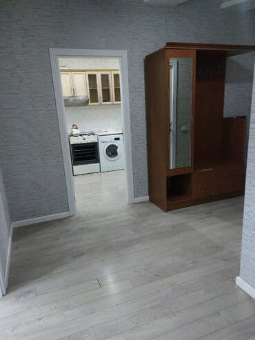 ev certiyojları: Mənzil kirayə verilir. Qaraçuxur 5 mərtəbəli apartman evlər. 5.3 — 3