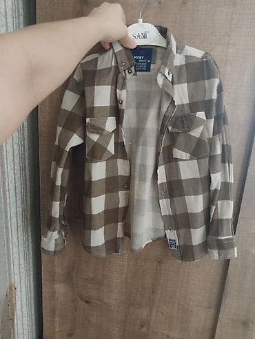 Uşaq geyimləri dəsti Hamısı bir yerdə 30 manat - Şalvarlar: 3 ədəd — 5