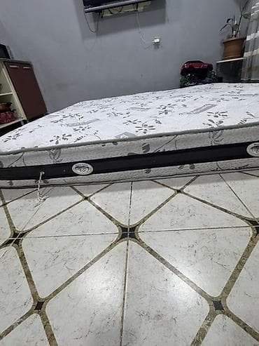 doşək uzu: Bayraxbah markalı ortopedik döşək - Ölçü: təxminən 200x200 sm (queen — 2