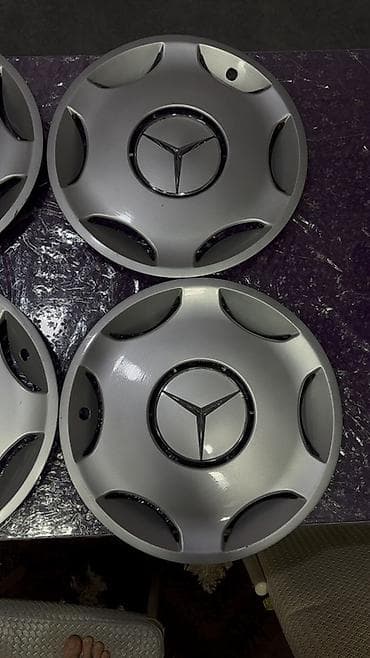 mersedes diskisi: İşlənmiş Kolpak Mercedes-Benz R 16 — 2