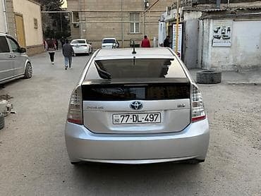 toyota corolla 2008: Ilkin 200 AZN günü 22 AZN arendadi boş bekar adamlar yazmasin — 2
