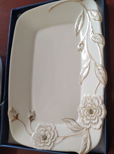 uşaqlar üçün qaşıqlı boşqablar: Kasalar, rəng - Ağ — 1