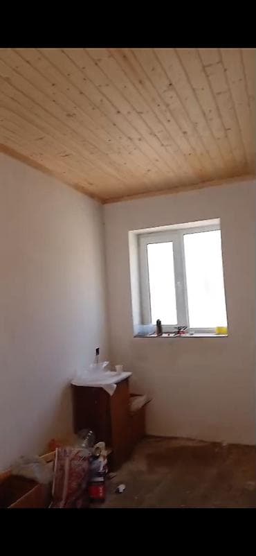 insaatcilarda yeni tikili evler: Puta qəs. 5 otaqlı, 2 kv. m, Orta təmir — 8