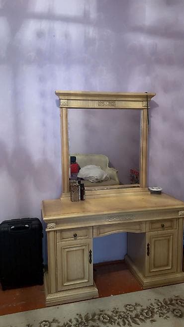 qedimi xalca satisi: Satilir.550m — 4