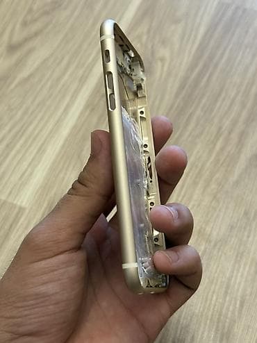iphone original adapter: IPhone 5s korpusu yenidir işlənməyib cızığ söhbəti gedə bilməz — 9