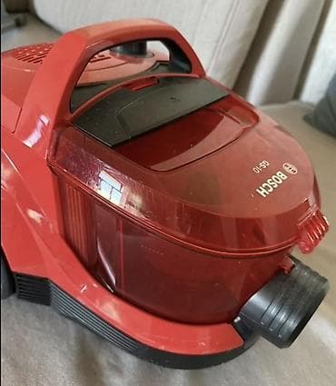Бытовая техника: Bosch GS-10 seriyarlı tozsoran 2400 watt dır. Super işləyir. Çox az — 4