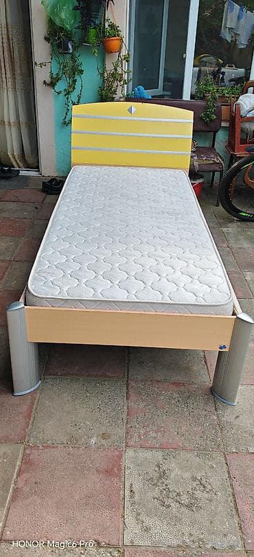 Təknəfərlik çarpayı, Matras ilə, Siyirməsiz