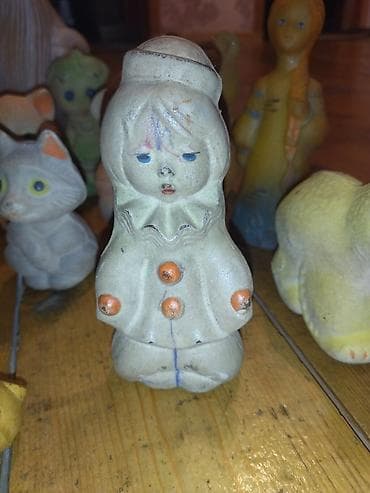 hello kitty oyuncaq: Kolleksiya üçün1950il sovet dövrünə aid rezin fiqurlar dəsti - — 2