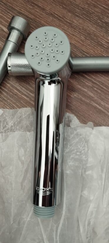 Gigiyenik duşlar: Gigiyenik duş, şlankı və duşun divara bağlantı hissəsi, yenidir lalafo.az -da — 3 Gigiyenik duşlar: Gigiyenik duş, şlankı və duşun divara bağlantı hissəsi, yenidir — 3