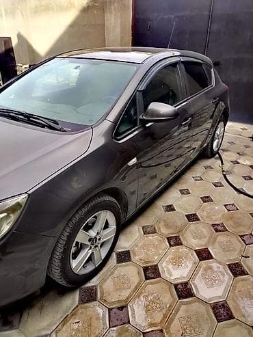 panarama diskleri: Salam maşın Opel Astra J TURBO 1.4 BENZİN HƏRŞEY İŞLEKDİ. TƏCİLİ — 3