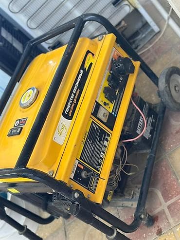 yağlar: Denzel GE-8900E benzinli generator - Maksimal güc: 8500 W - Nominal — 4