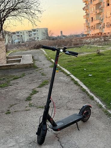 Elektrik skuter – qatlana bilən, şəhər daxili rahat hərəkət üçün at lalafo.az Elektrik skuter – qatlana bilən, şəhər daxili rahat hərəkət üçün