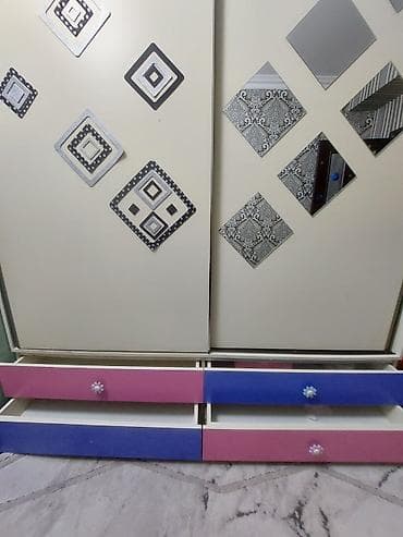 Б/у, 2 двери, С зеркалом, Цветной, Дерево, Купе, Прямой шкаф — 2