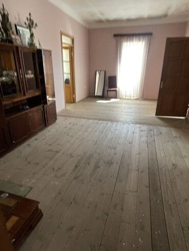 Продажа домов: 8 комнат, 350 м² — 12