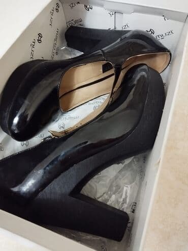 Botinka və botilyonlar: Tuflilər, Ölçü: 37, rəng - Qara, Yeni — 1