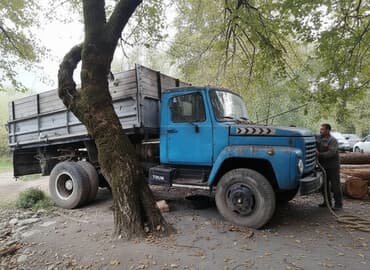 celiloglu ehtiyat hisseleri фото: Yükdaşıma üçün nəzərdə tutulmuş mavi rəngli bortlu yük maşını. Bu — 2