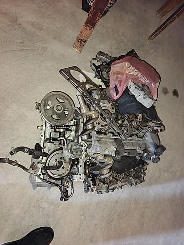 Mühərrik ehtiyat hissələri paketi - Tam sökülmüş daxili yanma