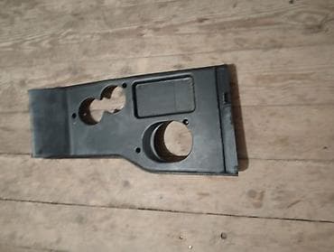 Avtomobil üçün mərkəzi tunel paneli (plastik) ifialdı VAZ lada 2107