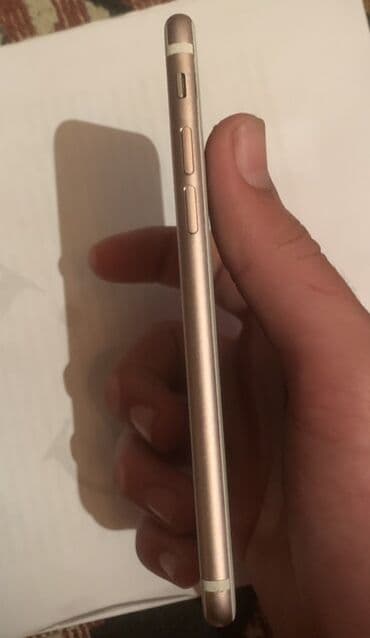 qizil tərəzi: IPhone 7, Rose Gold — 4