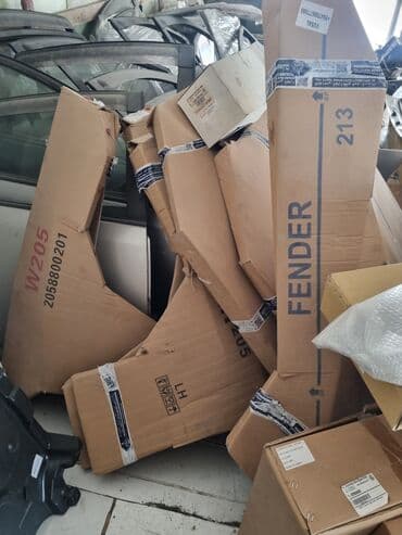 w210 krilo: Sol ön, Mercedes-Benz E, 2017 il — 2