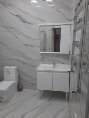 bakıxanov kiraye ev: 28 May metrosundan 700-800şərq bazarından 100 metr məsafədə 177 — 14