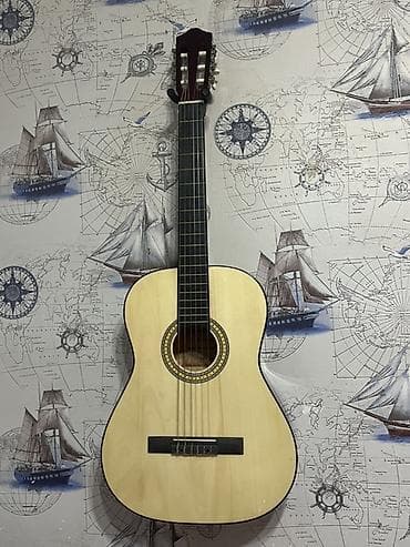 Klassik Gitara 1 ay isdənim simləri əyala vəzyətdədir - Korpus