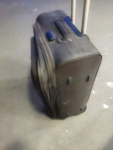 Təkərli səyahət çamadanı - Rəng: tünd (qara/qəhvəyi tonlarda) -