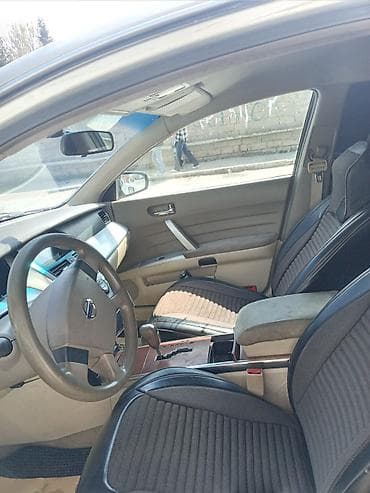 nisan teana: Nissan Teana: 1.6 l | 2003 il Sedan — 6