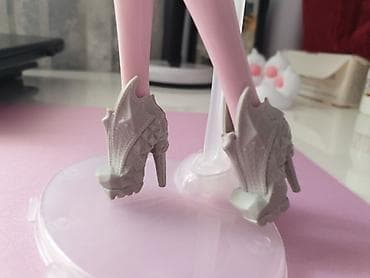 fiqur oyuncaq: Monster High - Draculaura Boo York🦇💞 - Qara və çəhrayı zolaqlı uzun — 3