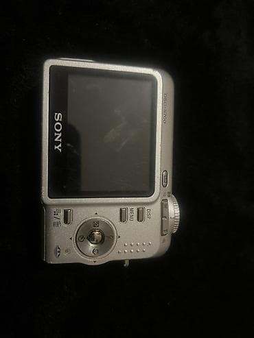 qrafik kart: Sony Cyber-shot DSC-S700 rəqəmsal fotoaparat - 7.2 MP effektiv — 2