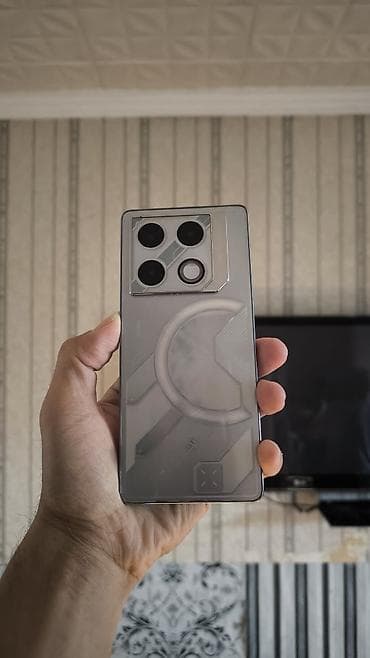 mattpear m plus: Infinix GT 20 Pro, 256 GB, rəng - Gümüşü, Sensor — 1